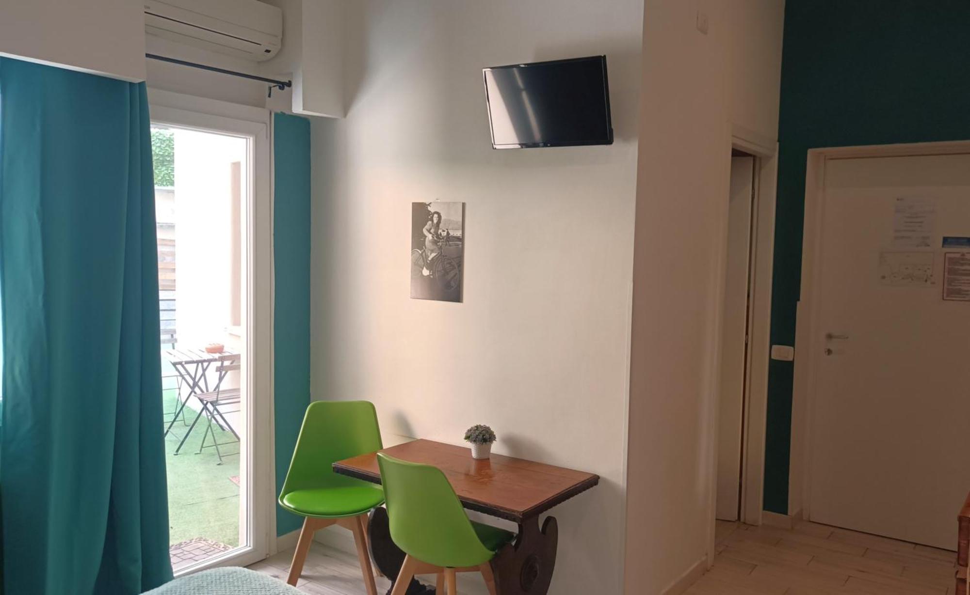 Lanzies Guesthouse — Photos 2